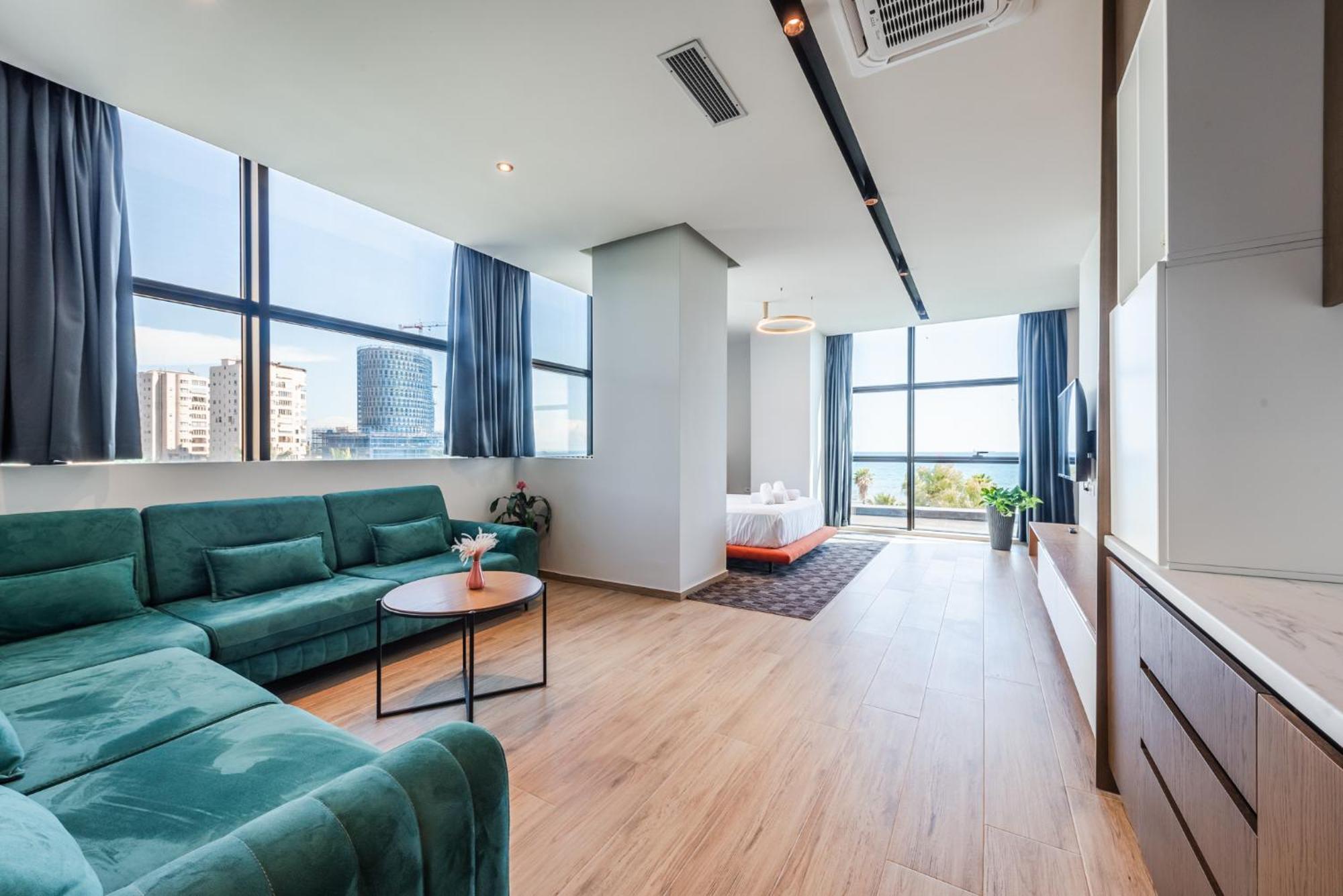 Marina Luxury Suites By Ps Durrës 外观 照片