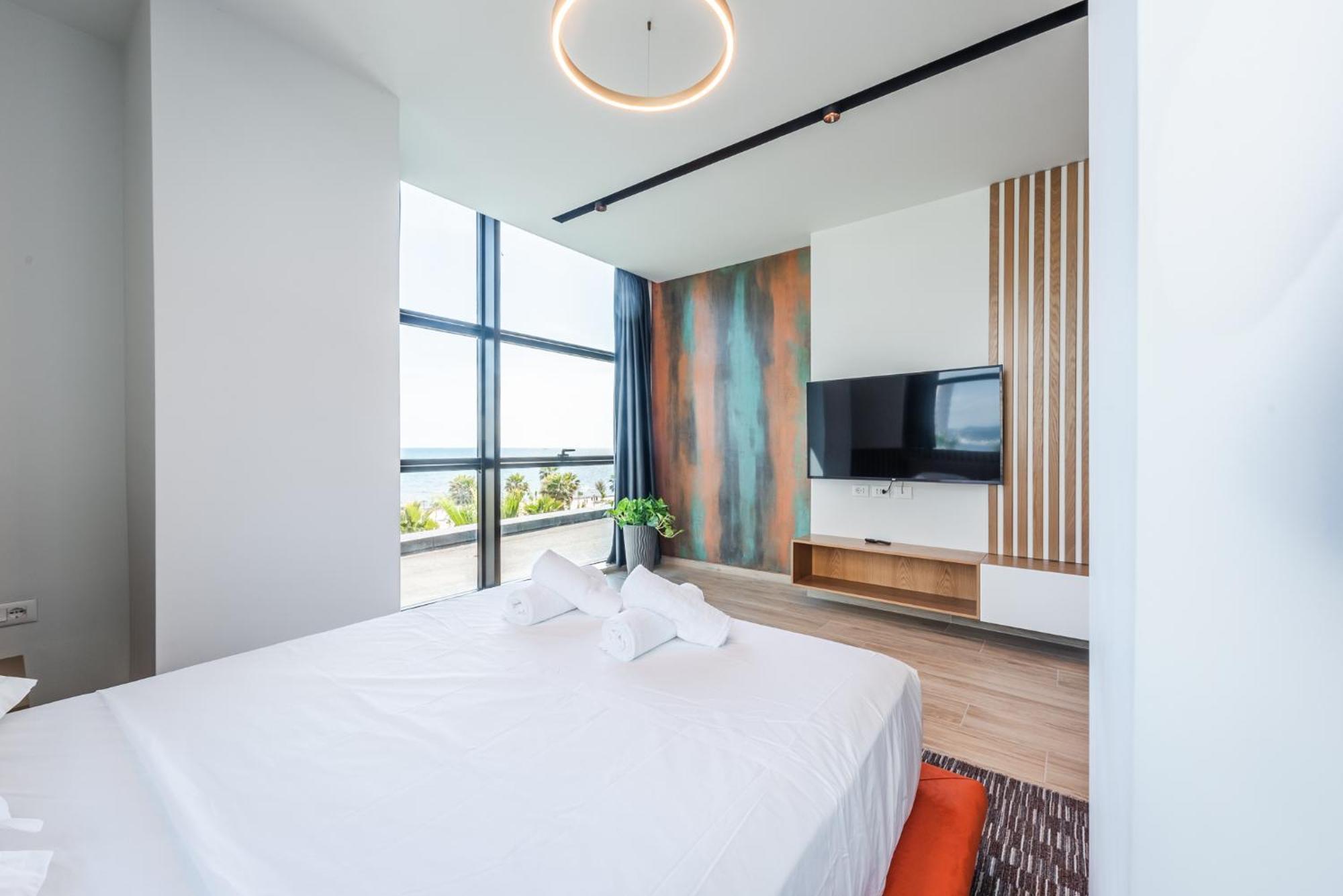Marina Luxury Suites By Ps Durrës 外观 照片