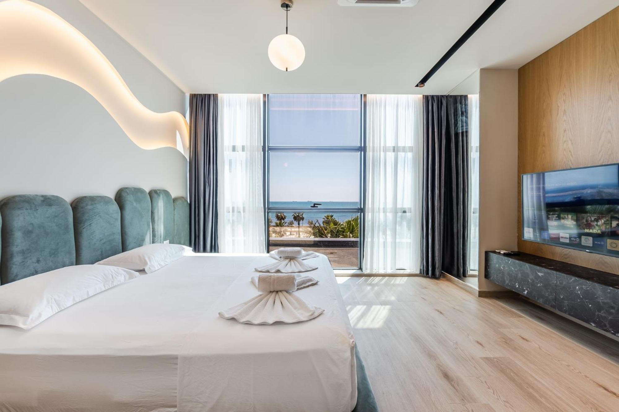 Marina Luxury Suites By Ps Durrës 外观 照片